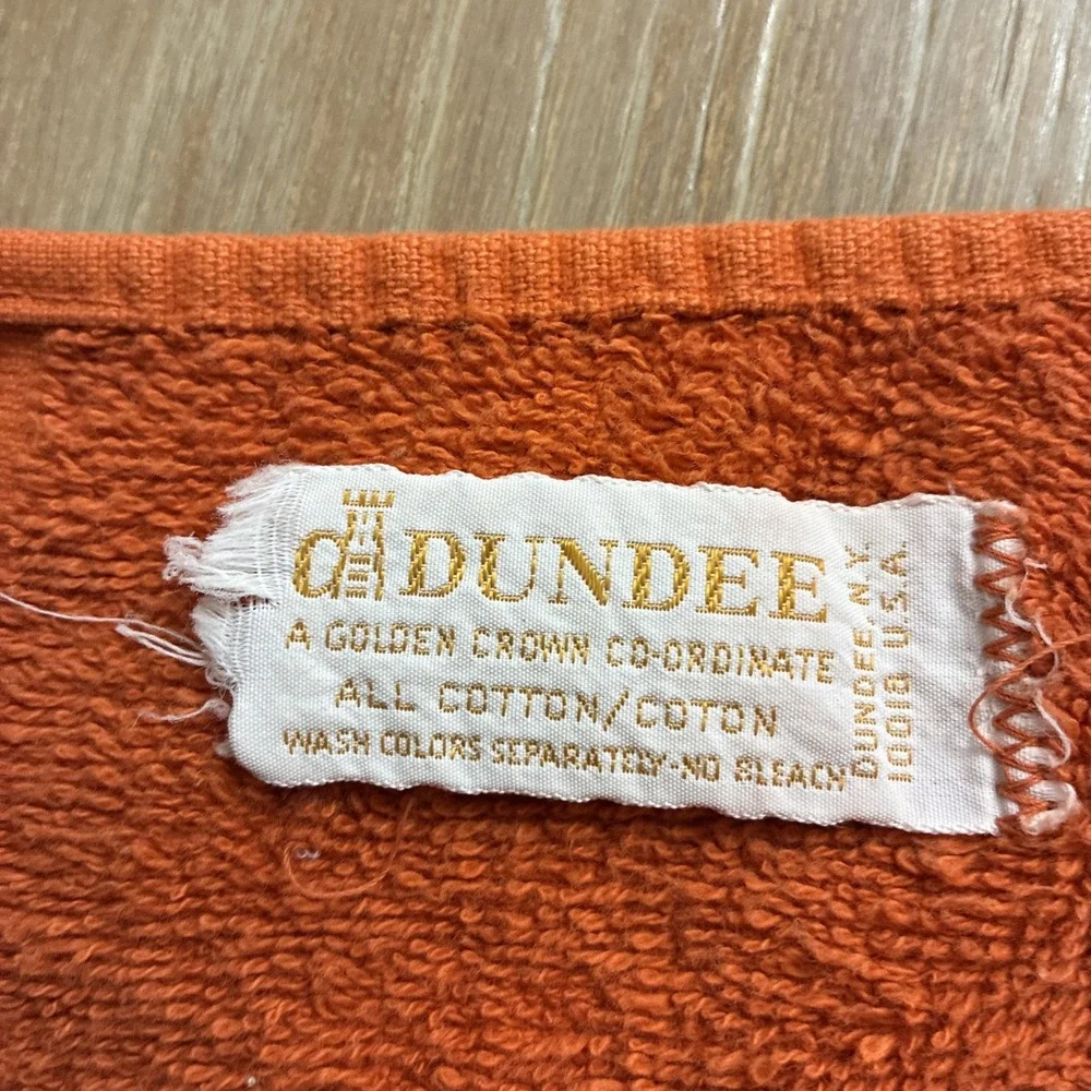 Dundee see towel loose